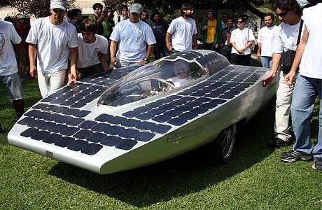 Competición de autos solares en Chile